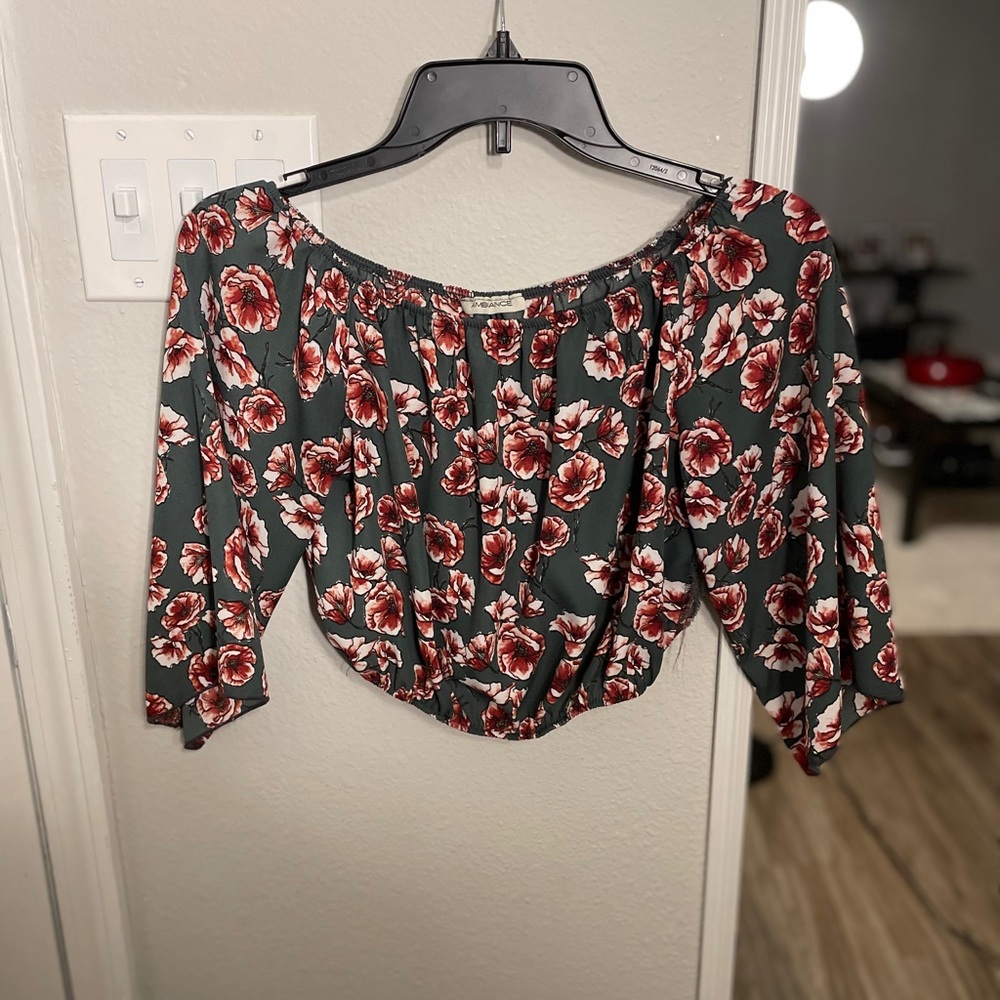 Ambiance Cropped Floral Blouse